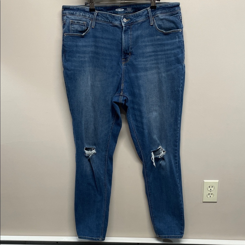 Old Navy Rockstar Super Skinny High Rise Secret Slim Pocket Distressed Denim 18L